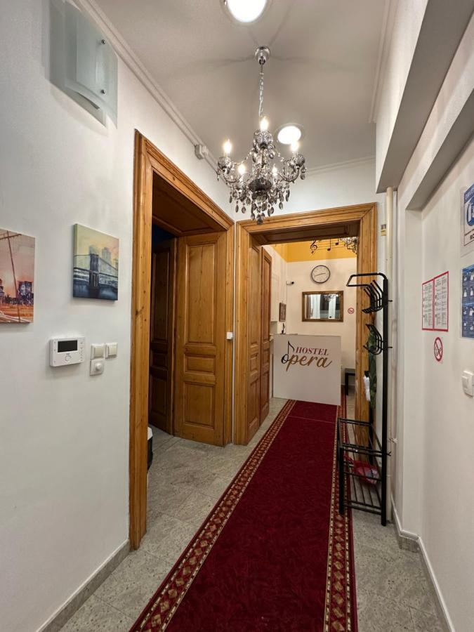Hostel Opera Любляна Екстериор снимка